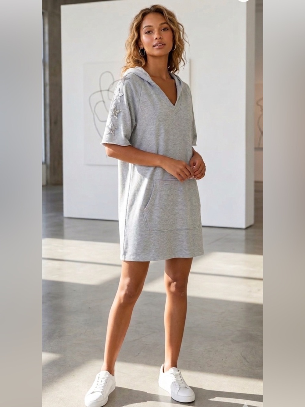 Gray Oversized Midi Dress with V-Neck Short Sleeve Pockets Sequin Star Hooded